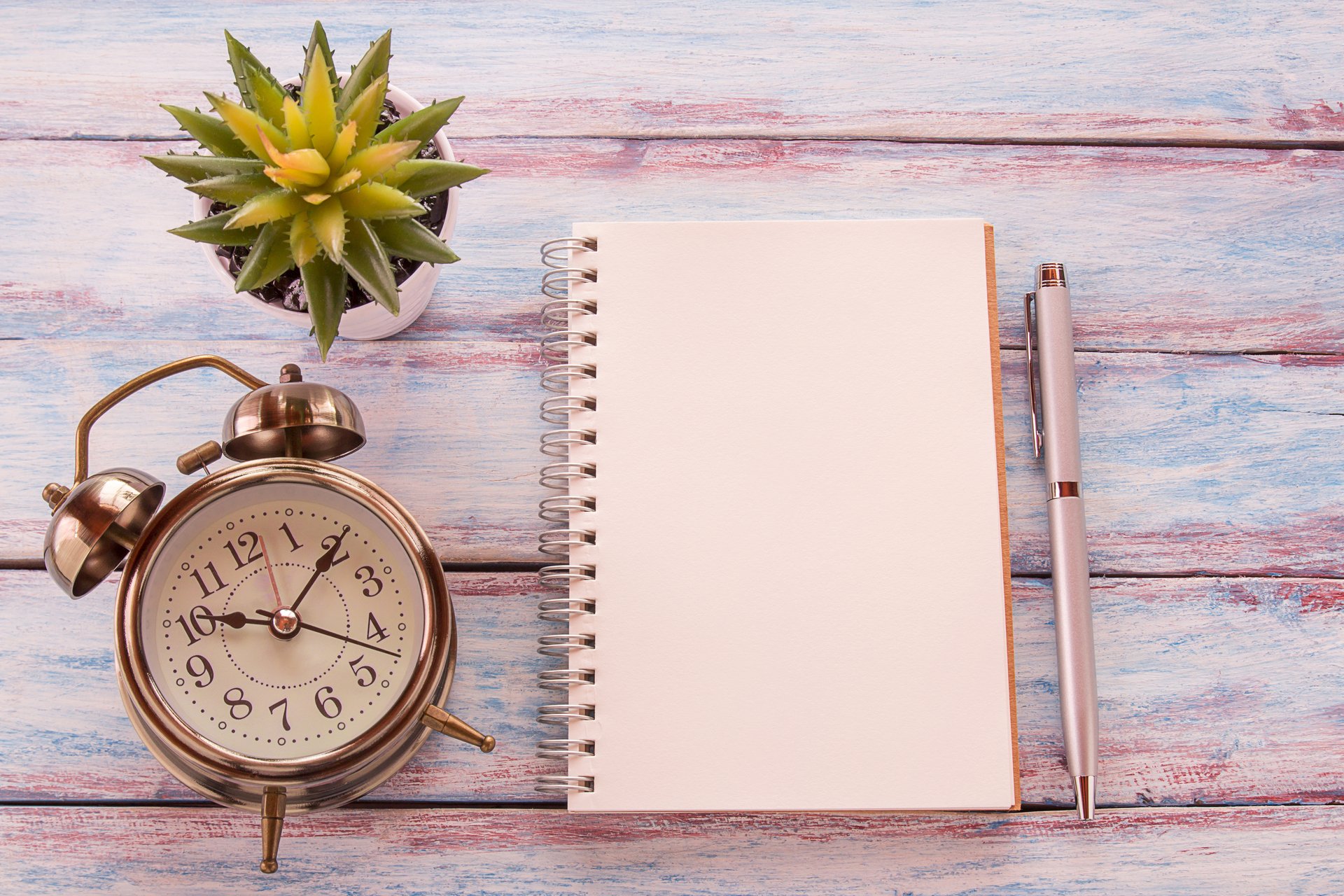 Bút gỗ, viết gỗ có tốt không? Những lý do khiến bút gỗ rất được ưa chuộng hiện nay