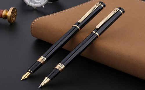 Mách bạn các loại bút bi mà bạn có thể dùng làm quà tặng